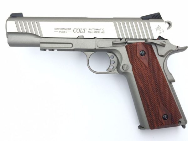 réplique du pistolet colt1911 blowback