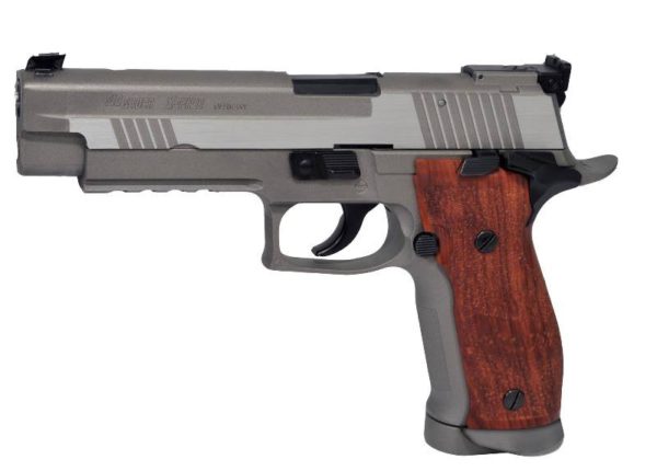 La réplique full métal du sig sauer XFive